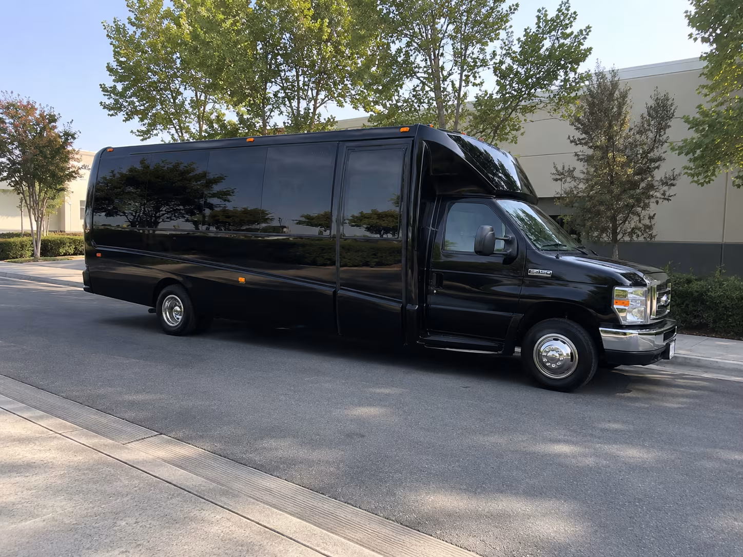 Casas Adobes Birthday, Sweet 16, & Quinceañera Party Bus Rentals
