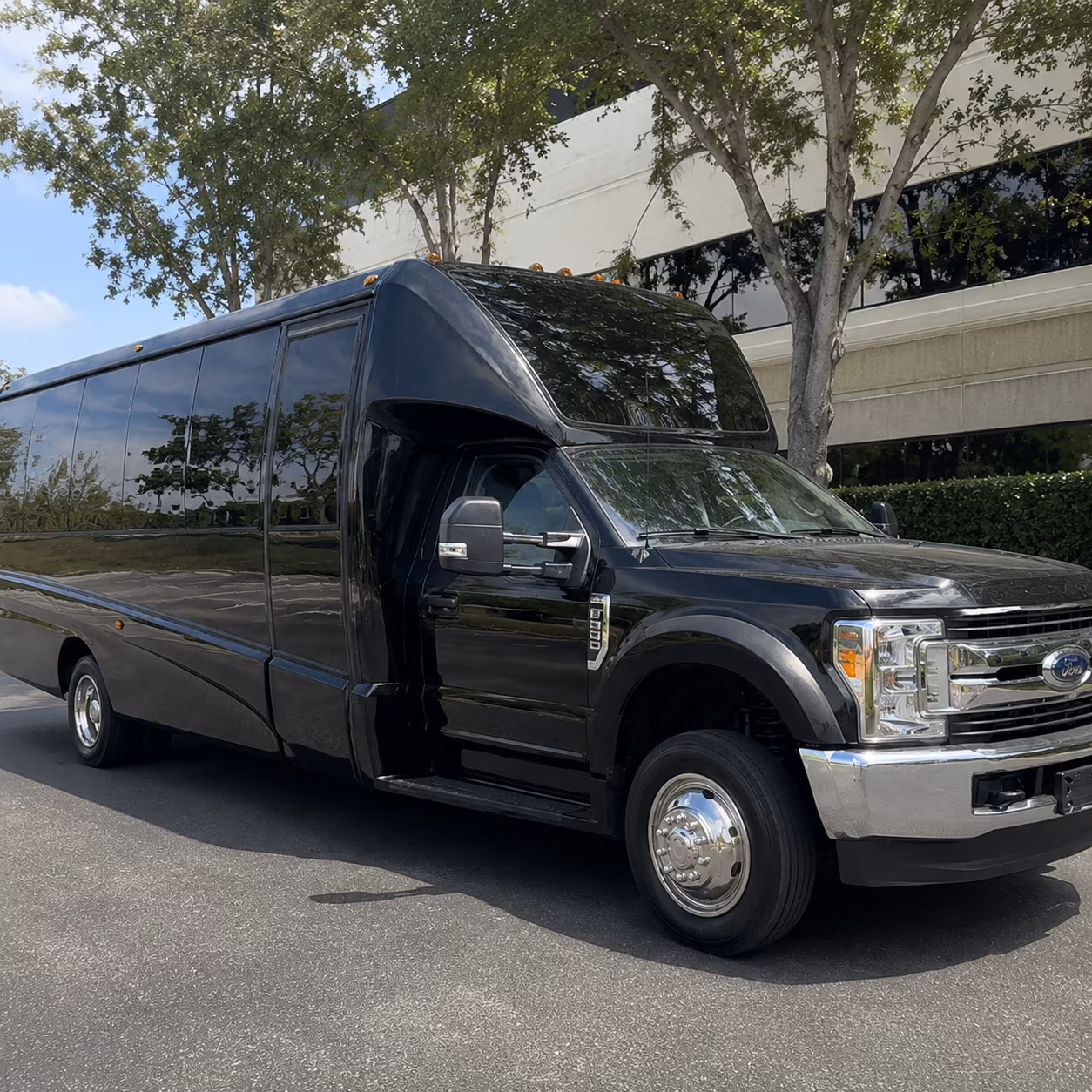 Gilbert Birthday, Sweet 16, & Quinceañera Party Bus Rentals
